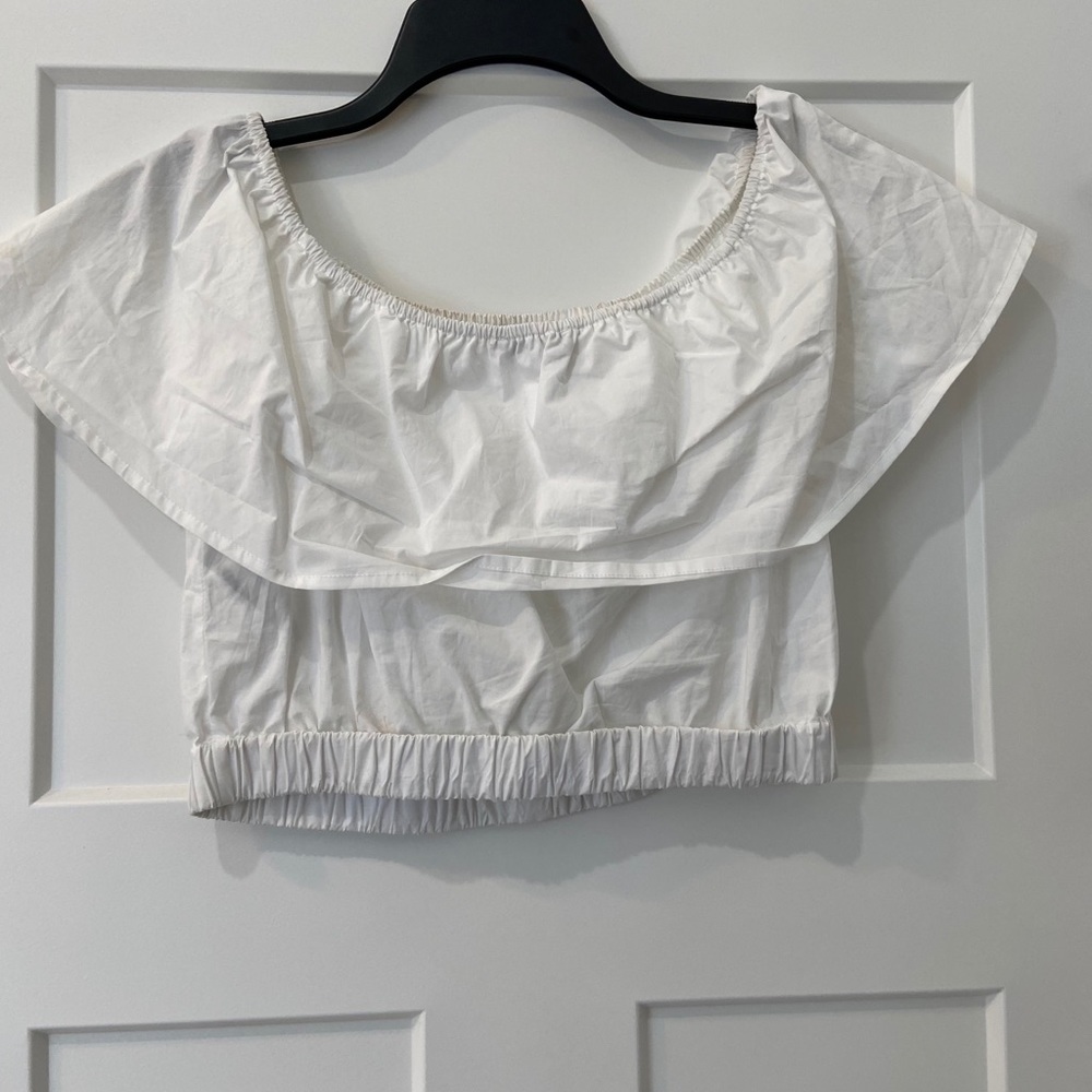 Off shoulder crop top, size M